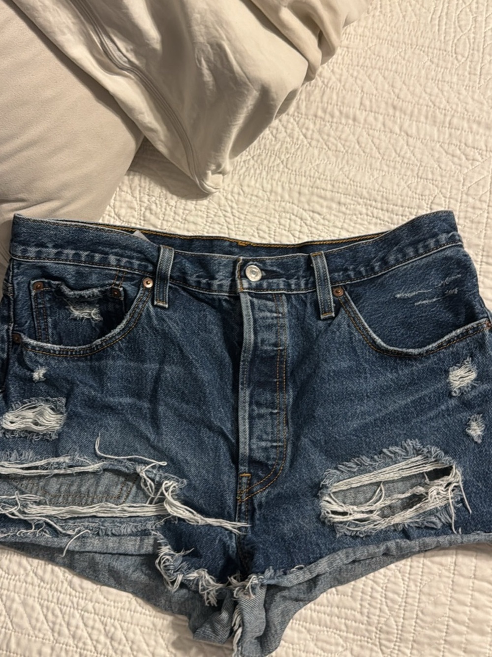 Levi's Distressed Dark Blue Jean Shorts Sz 32 waist